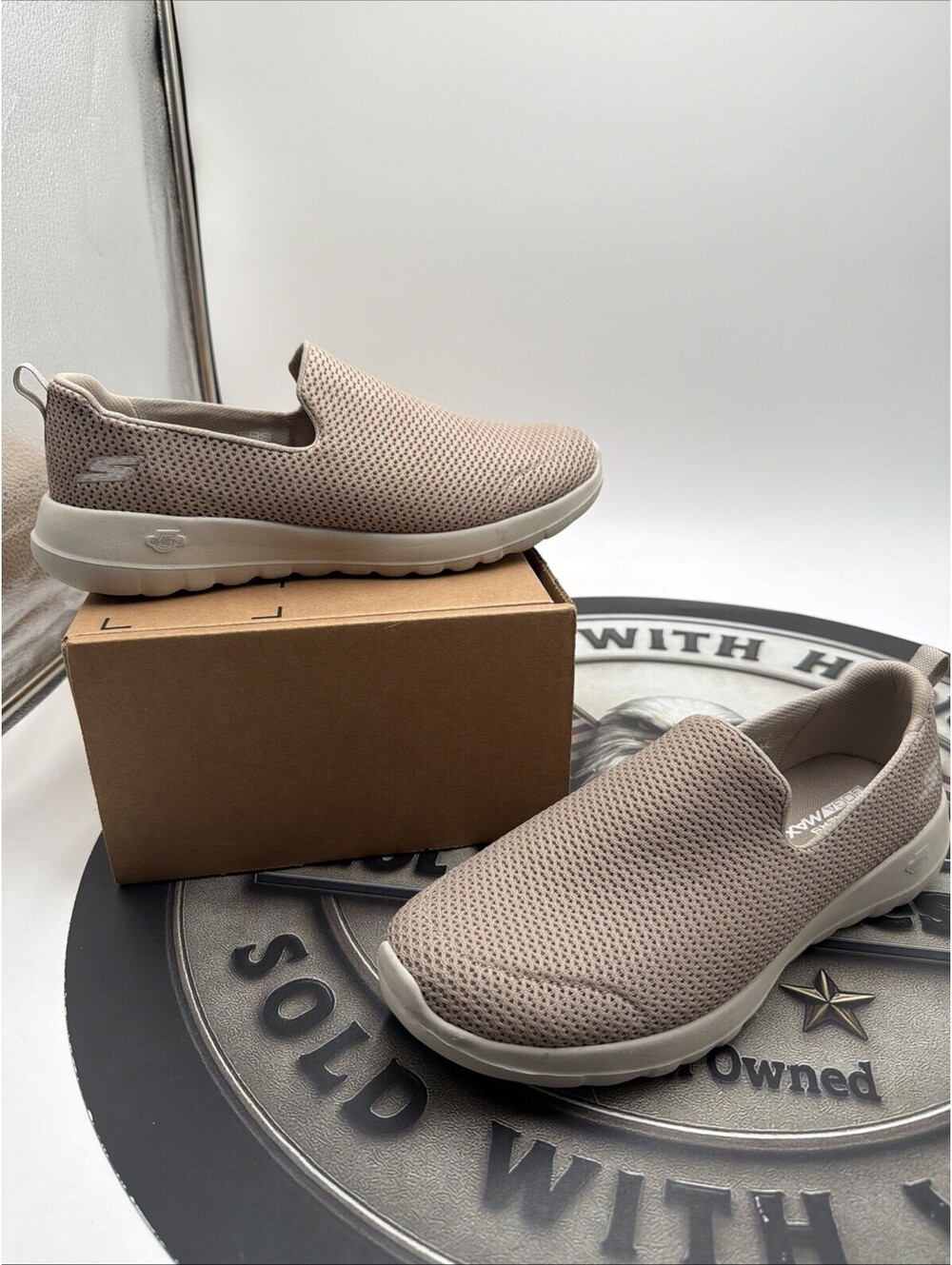 Skechers Women’s Go Walk Joy Slip On Comfort Shoes Taupe 10.5 Gen V (No Box)